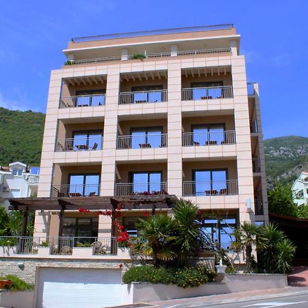 Hotel Petrovac Ngoại thất bức ảnh