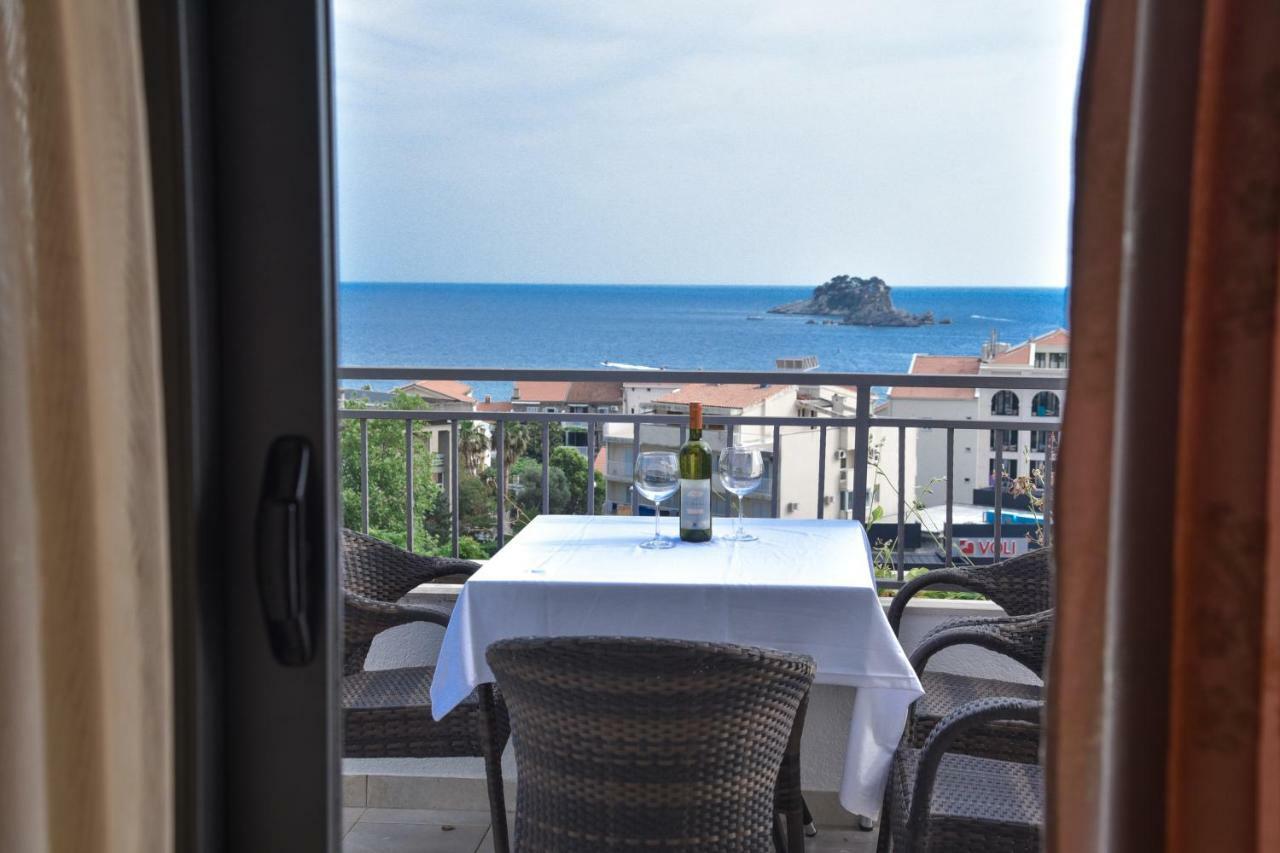 Hotel Petrovac Ngoại thất bức ảnh